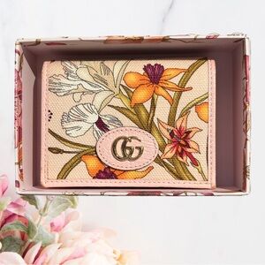 NWOT 🌸💕 AUTHENTIC LIMITED EDITION GUCCI FLORA BIFOLD COMPACT WALLET WITH COA
